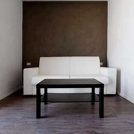 Minimal 2*